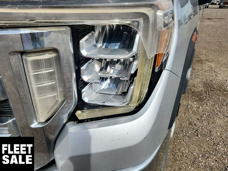 2022-gmc-sierra-2500hd-image-35