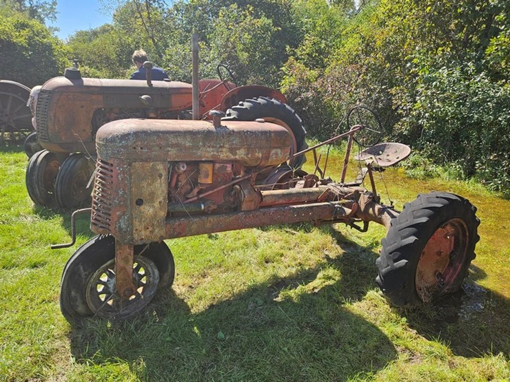 #2527-•-bf-avery-tractor-image-2