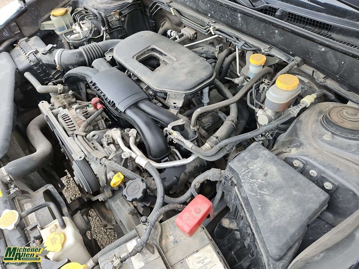 2011-subaru-outback-image-26