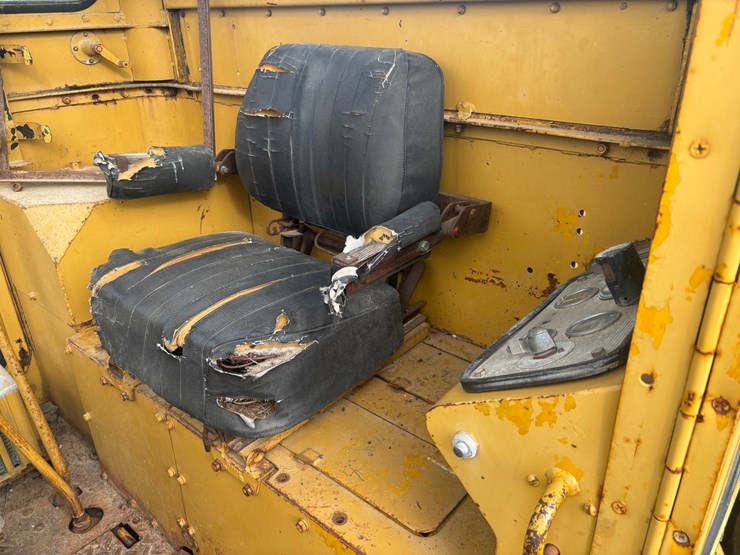 caterpillar-12-image-1