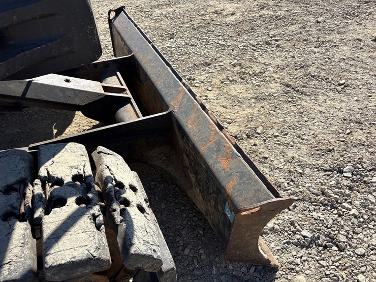 deere-85g-image-31
