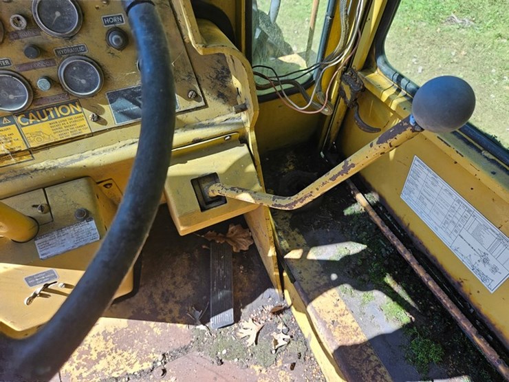 #2533-•-bucyrus-erie-200-4-series-iii-dynahoe-backhoe-image-38