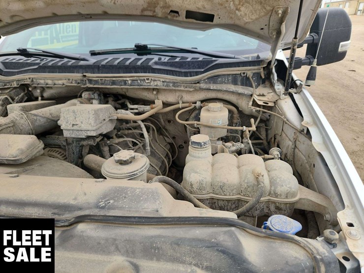 2021-ford-f250-image-28
