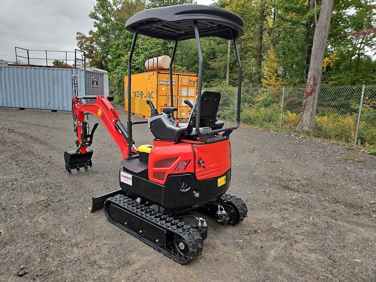 sdlanch-me20-mini-excavator-image-3