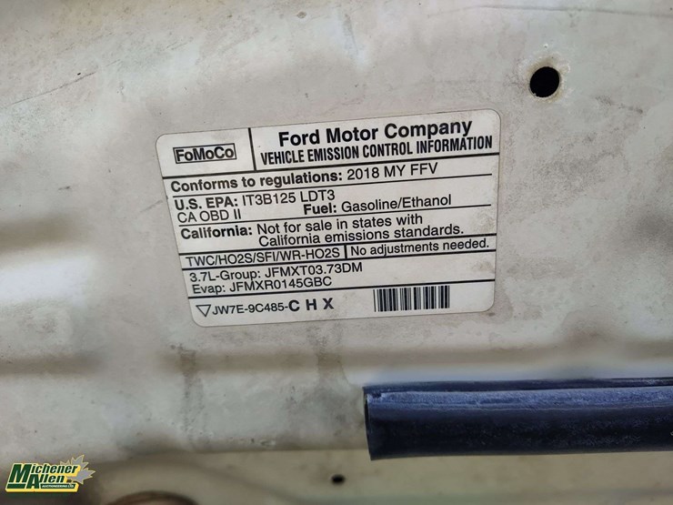2018-ford-explorer-image-29