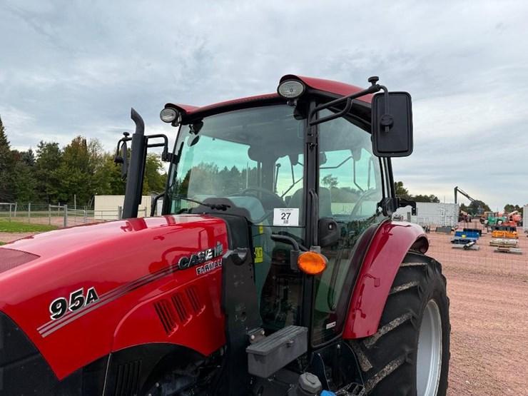 case-ih-farmall-95a-image-13