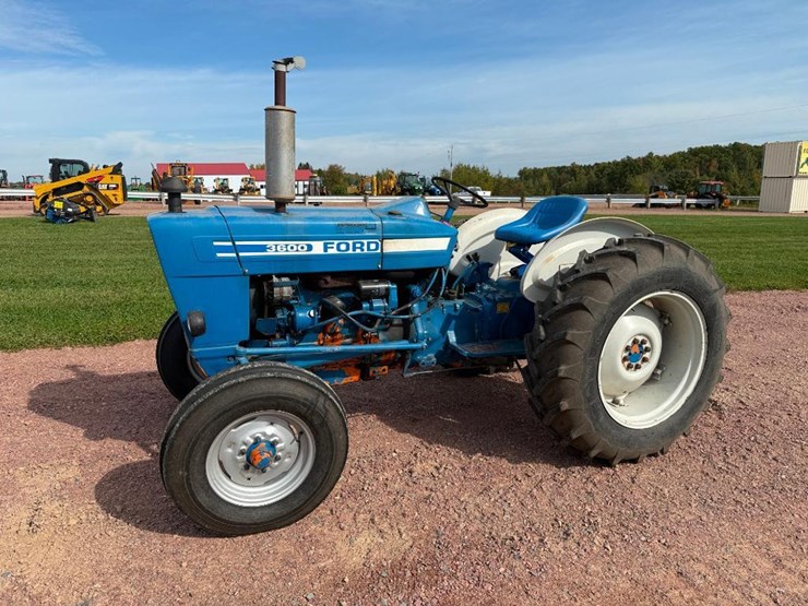 ford-3600-image-1