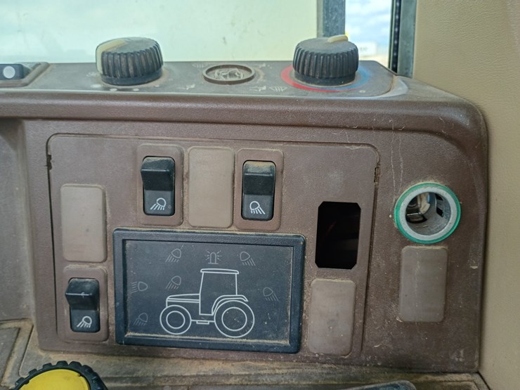 john-deere-6310-image-38