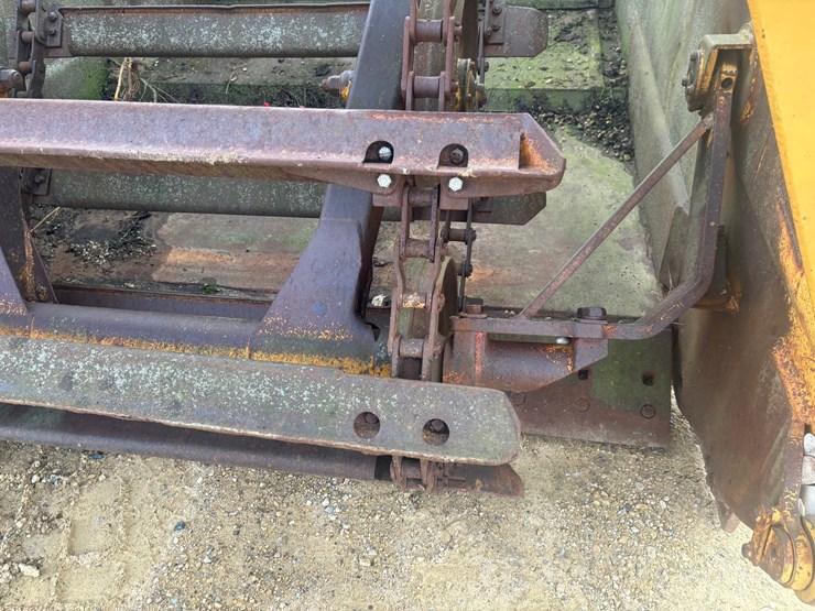 caterpillar-613-image-72