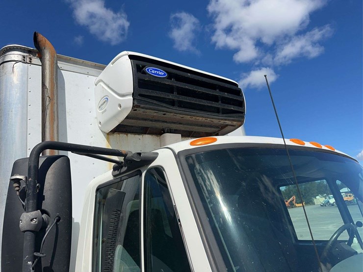 2006-international-durastar-4300-image-22
