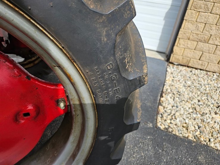 #2508-•-farmall-cub-tractor-image-34
