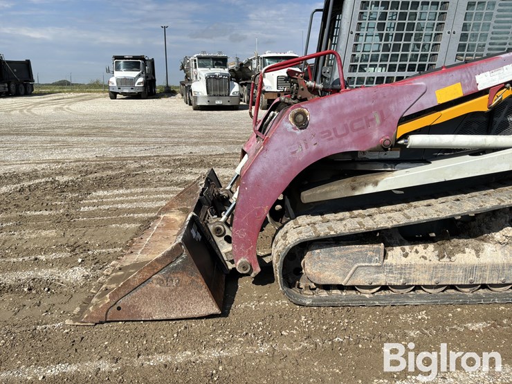 2015-takeuchi-tl12-image-10