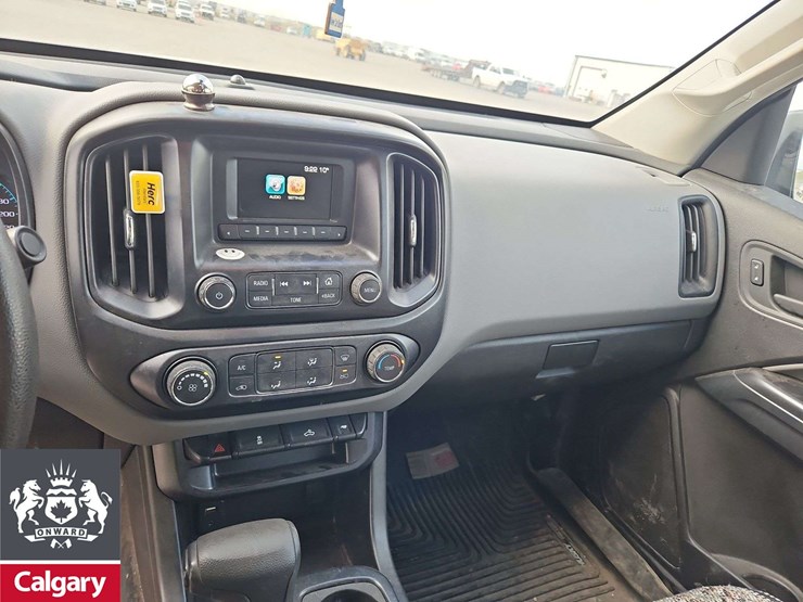 2015-chevrolet-colorado-image-23