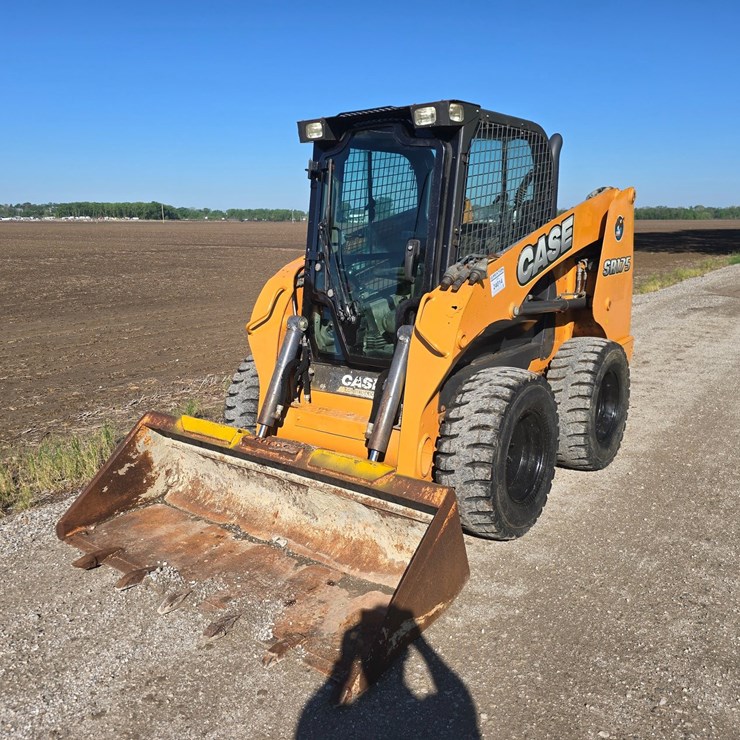 2015 CASE SR175