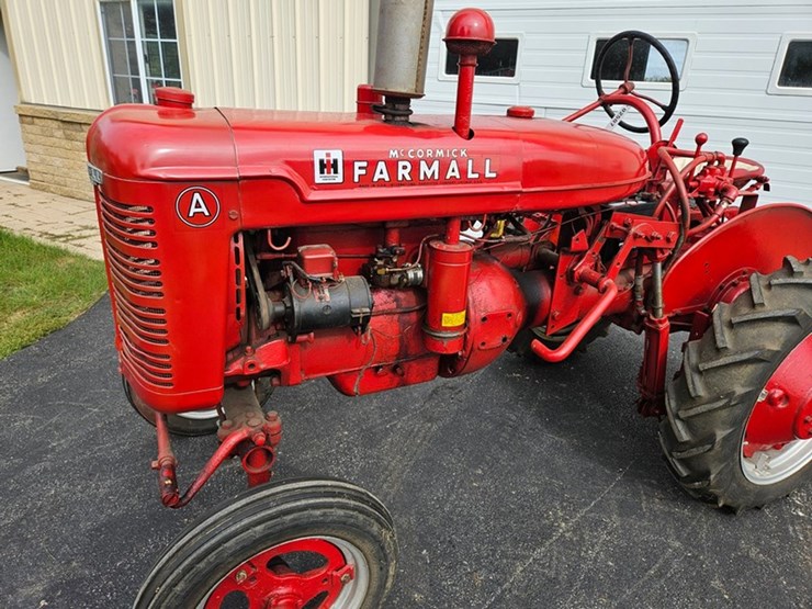 #2507-•-farmall-model-a-tractor-image-12