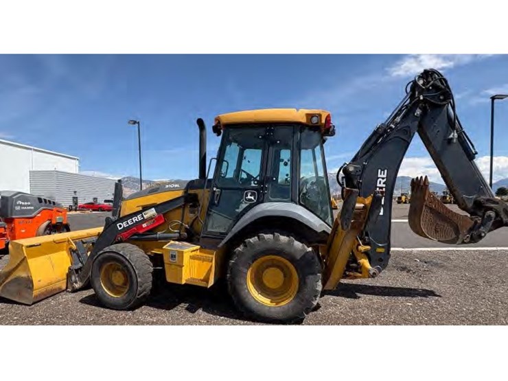 2022-deere-310sl-image-1