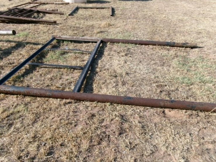 steel-sign,-4'x8'-w/12'-6"-'-4"-posts-image-2