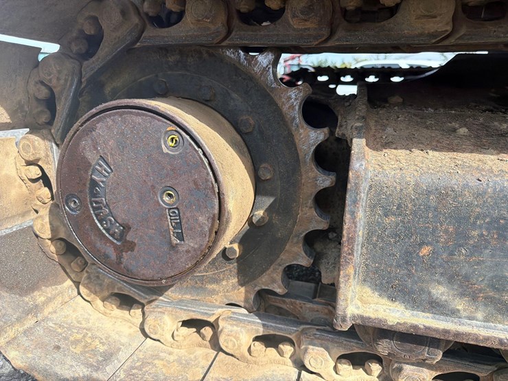 caterpillar-307-image-15