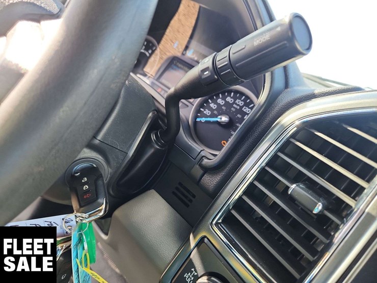 2022-ford-f250-image-23