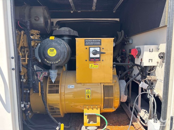 caterpillar-xq125-image-7