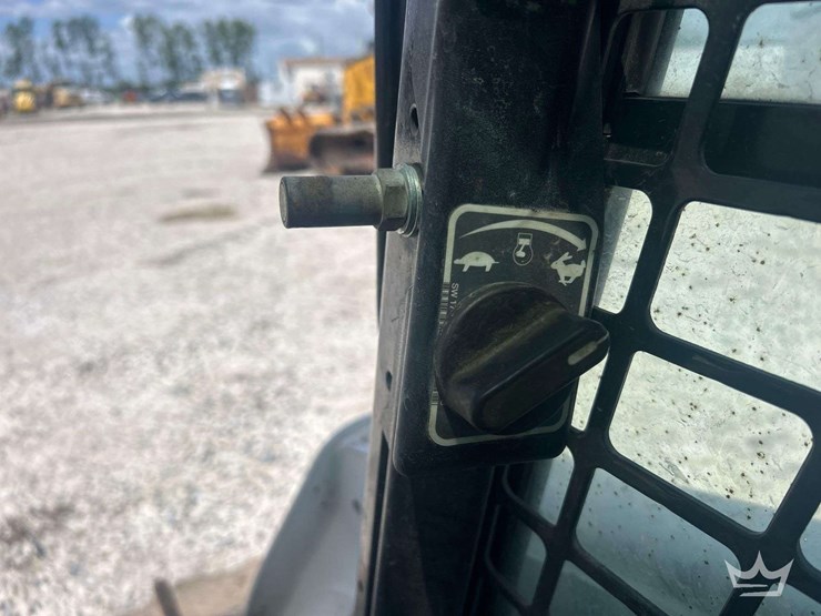 2020-bobcat-t770-image-18