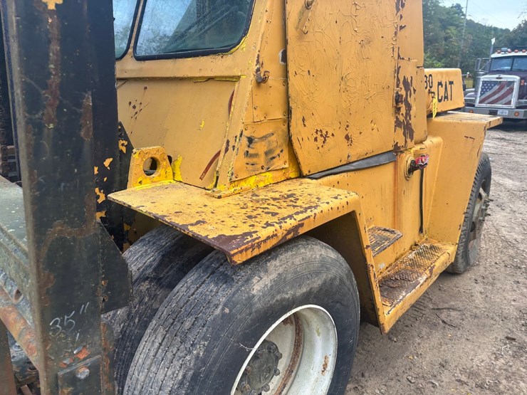 caterpillar-v180-image-21