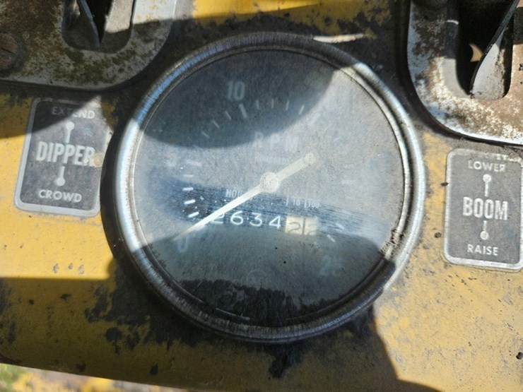 #2533-•-bucyrus-erie-200-4-series-iii-dynahoe-backhoe-image-33