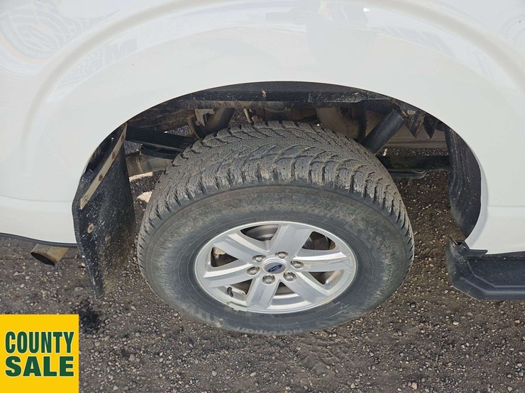 2021-ford-f150-image-11