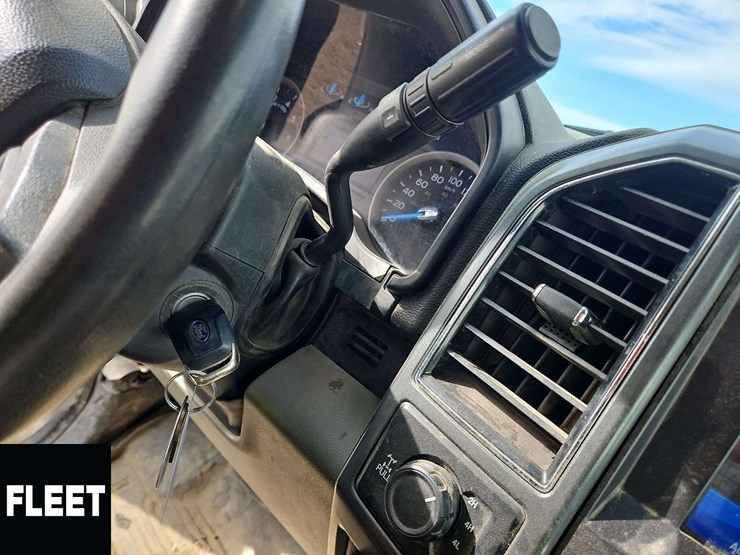 2022-ford-f250-image-23
