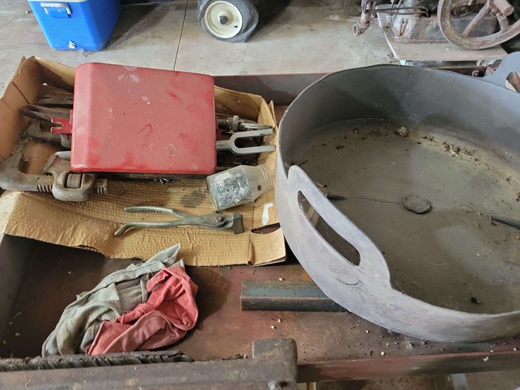 rolling-metal-utility-cart-with-assorted-hand-tools-and-metal-basin-image-3