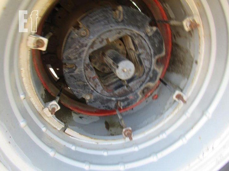 j-i-case-2590-image-14