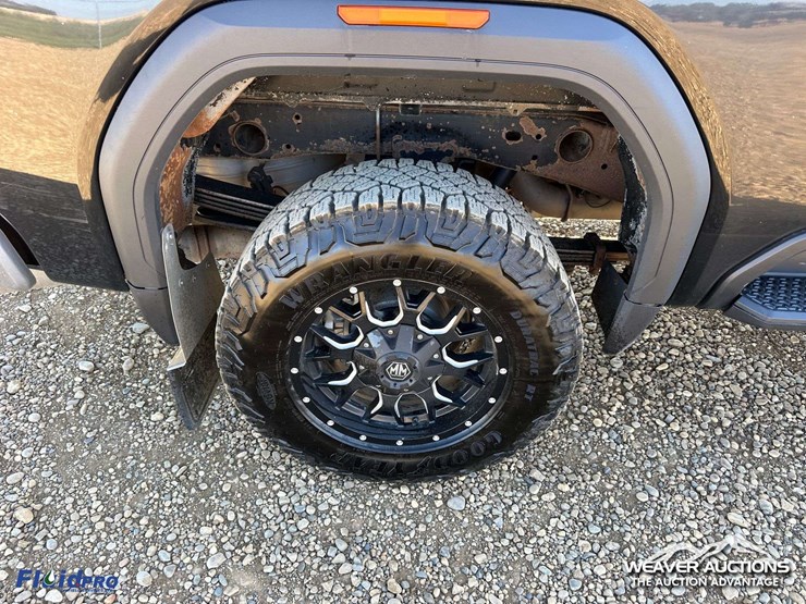 gmc-sierra-2500hd-image-42