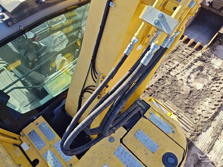 2023-kobelco-sk140sr-lc-7-image-29