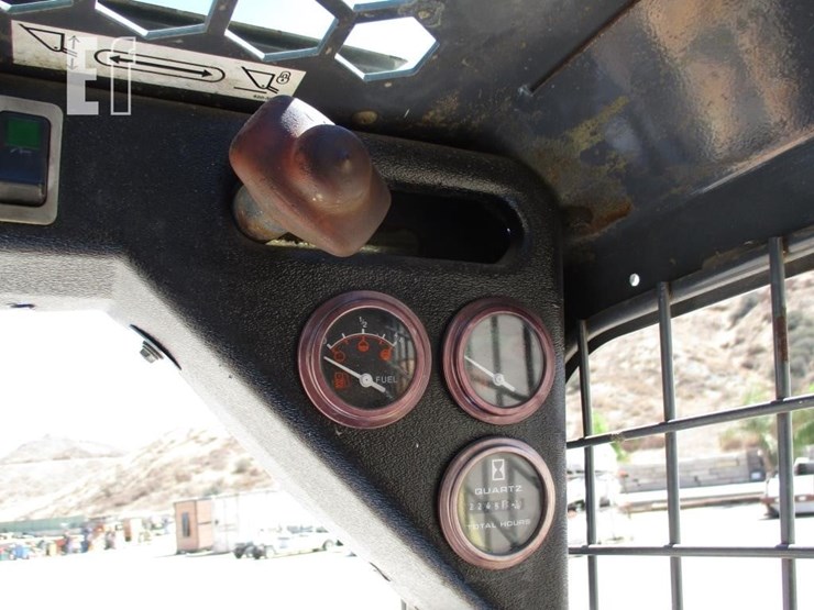 2005-mustang-2054-image-9