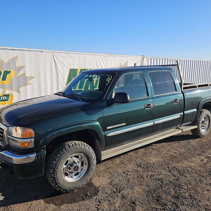 2004 GMC SIERRA 2500HD