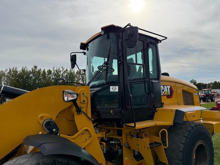 caterpillar-938m-image-14