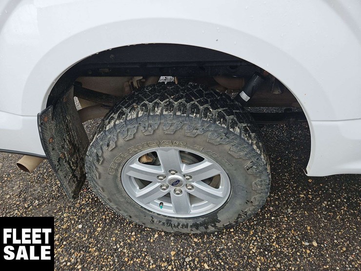 2020-ford-f150-image-10