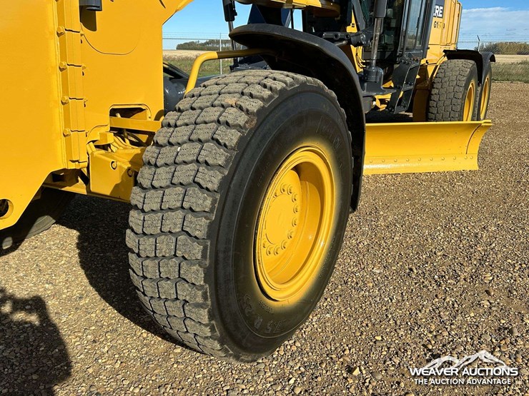john-deere-15-image-26