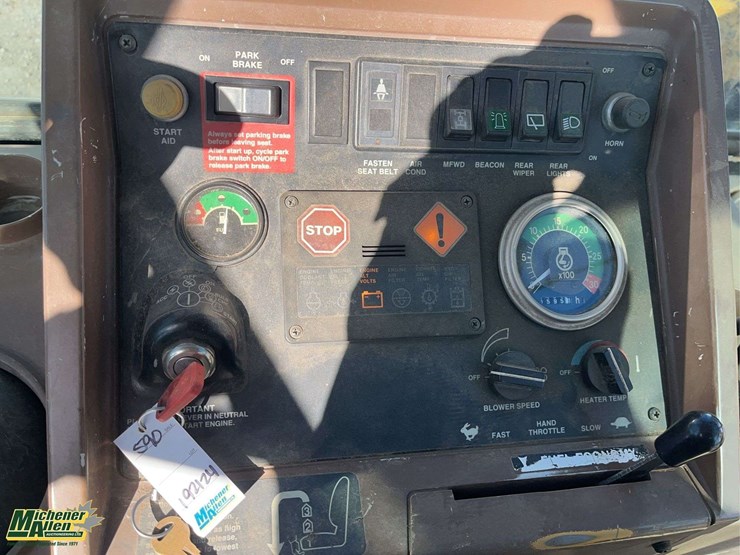 1994-deere-410d-image-13