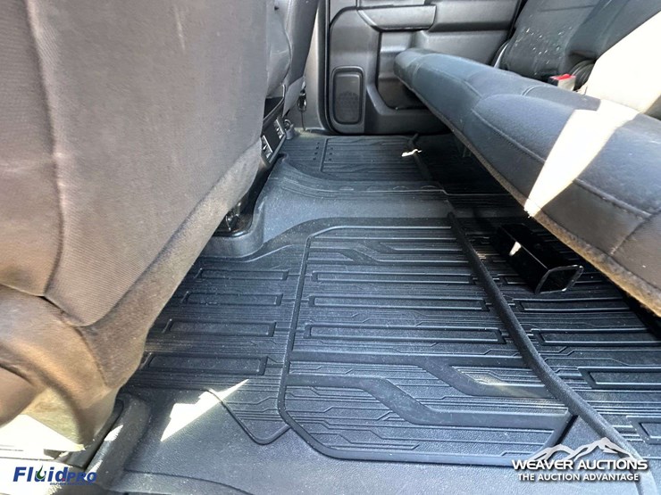 gmc-sierra-2500hd-image-32