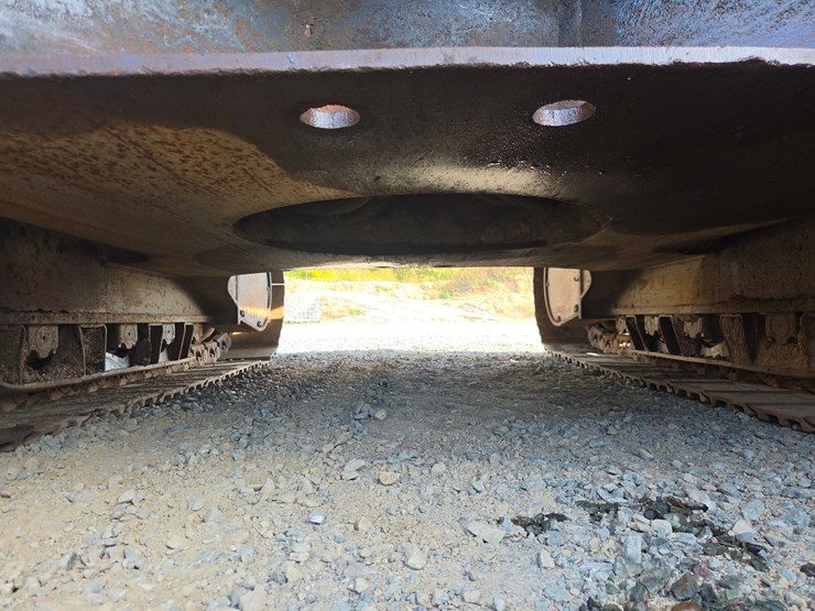 caterpillar-330b-image-49
