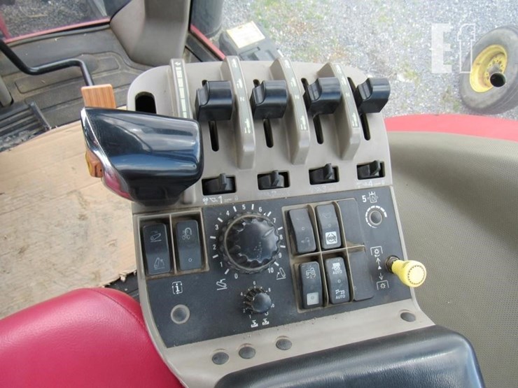 2008-case-ih-magnum-245-image-33
