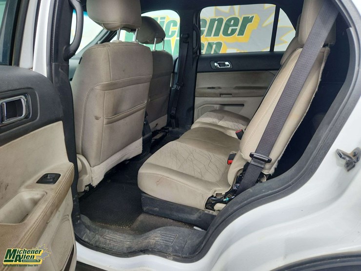 2013-ford-explorer-image-13