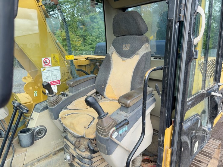 2006-caterpillar-315cl-image-35