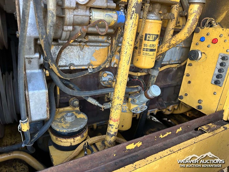 caterpillar-938f-image-61