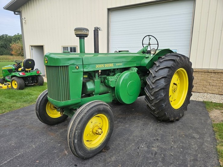 1952-john-deere-r-image-1