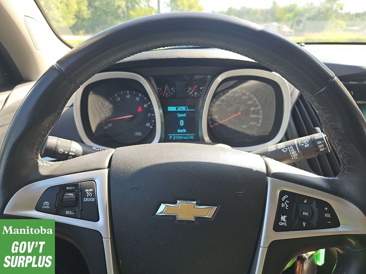 2017-chevrolet-equinox-image-26
