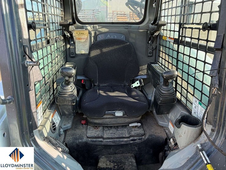 2018-bobcat-s570-image-15