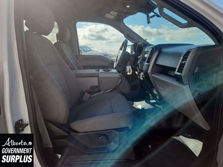 2019-ford-f150-image-16