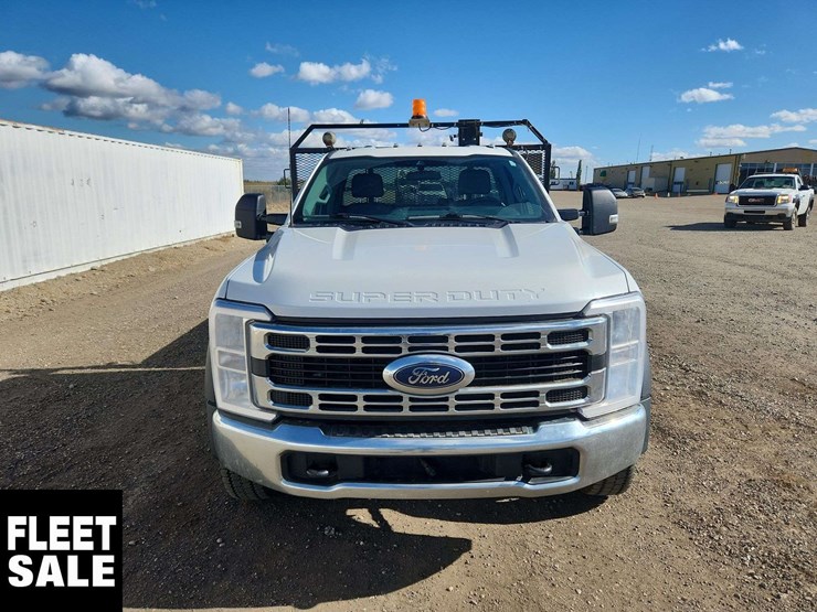 2023-ford-f550-image-8